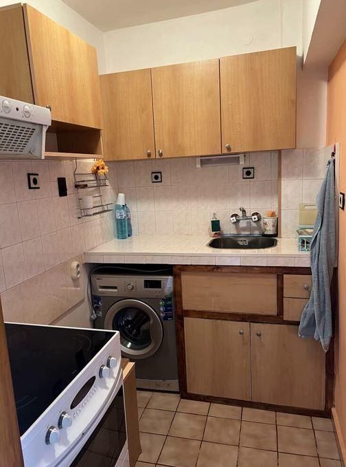 Дава се под наем Двустаен апартамент в Бургас, Зорница - 40 кв.м за 255 € - Снимка #2