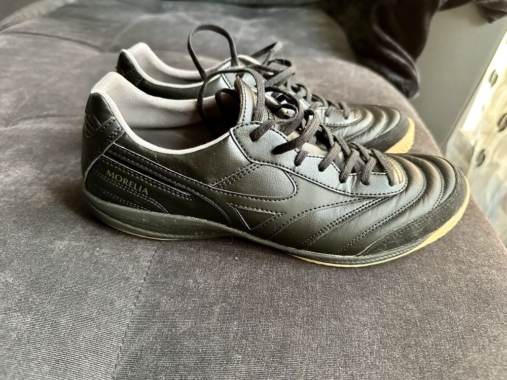 Mizuno Morelia Professional 42