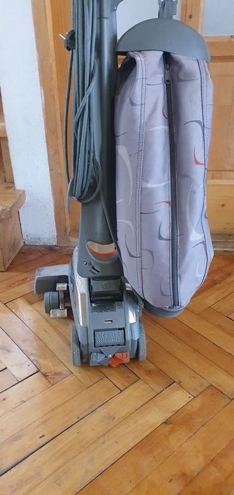 Aspirator  profesional cu sac Kirby Sentria