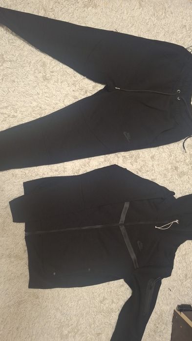Nike tech fleece