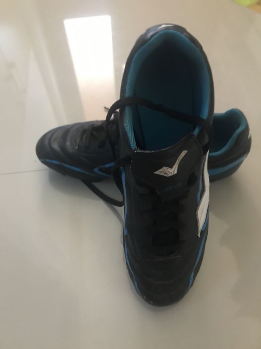 Ghete de fotbal venture negru-albastru 43-44