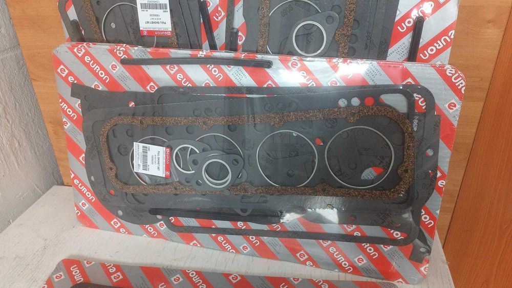 Set garnituri motor fiat 411 415