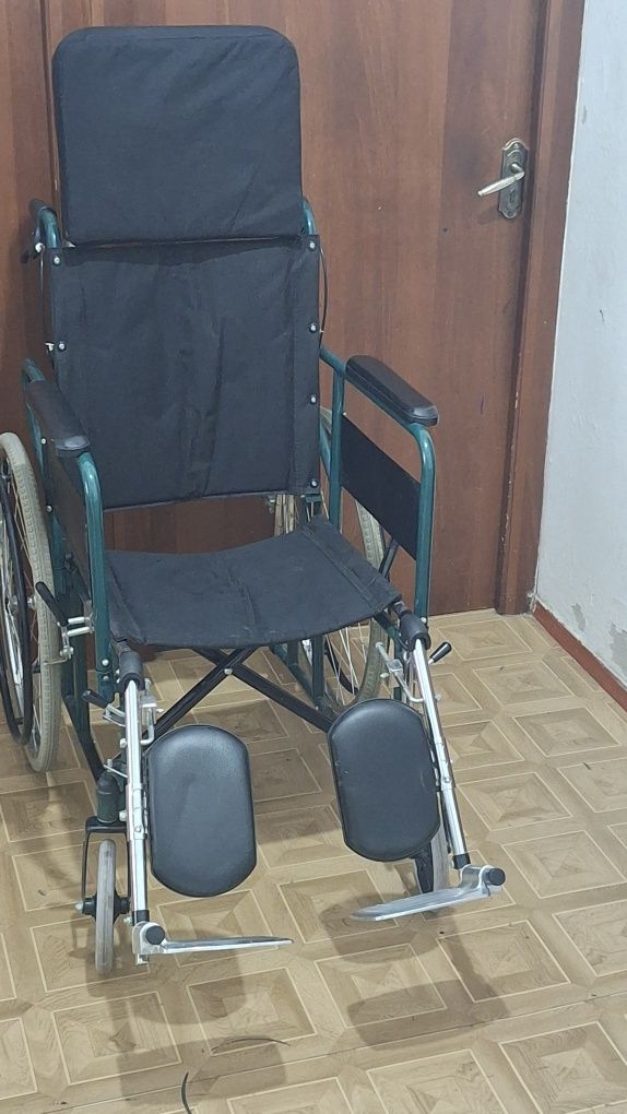 Инвалидная коляска