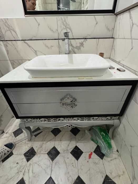 Тумба с раковиной