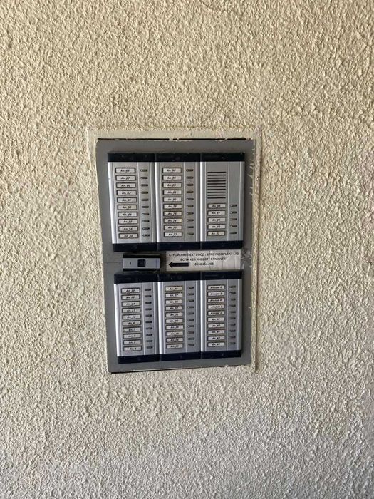 Продава се Тристаен апартамент в София, Изток - 90 кв.м за 3545 €/кв.м - Снимка #4