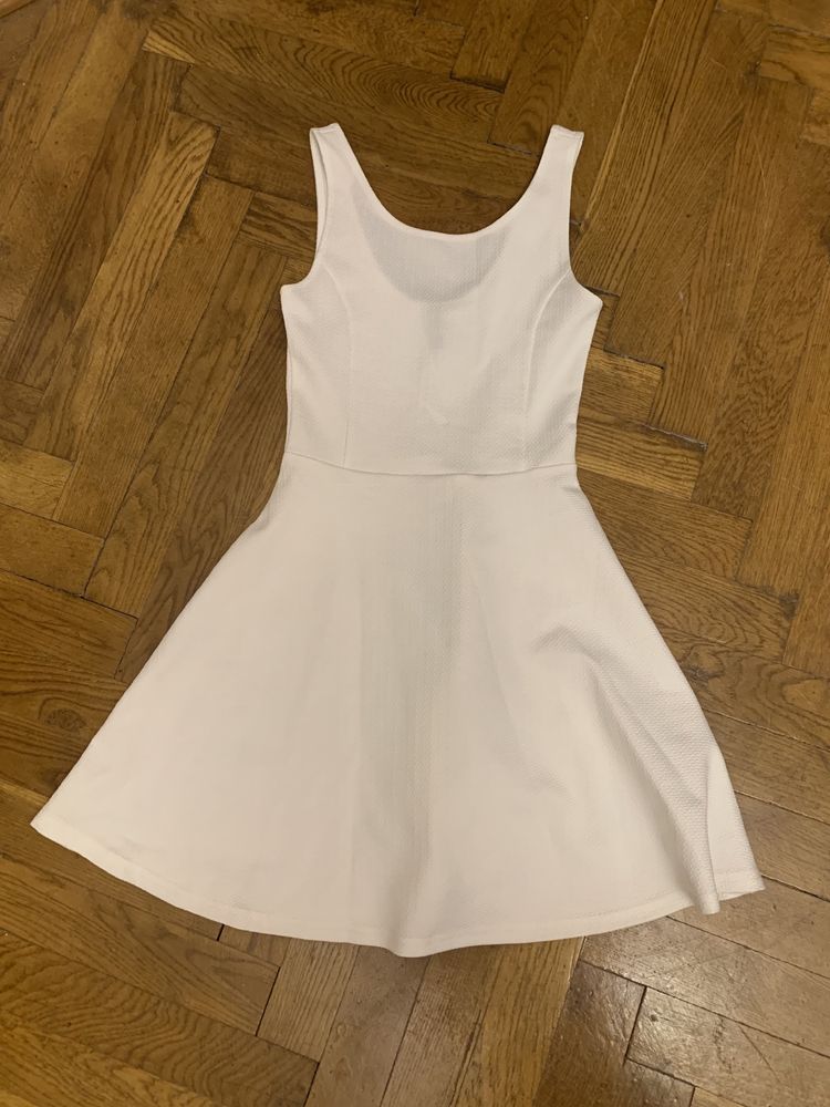 Rochie albă de la H&M