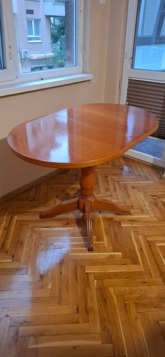 Разтегателна трапезна маса