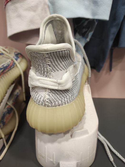 Vând adidași mărime  41