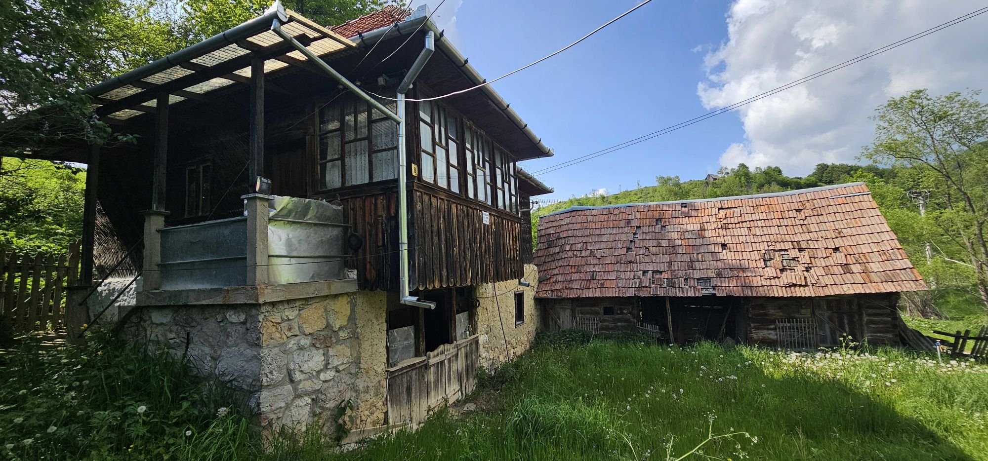 Casă de Vânzare Trans-Apuseana