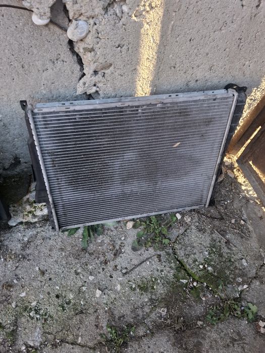 Bmw 320i e46 Бензин Бмв радиатор маска климатик