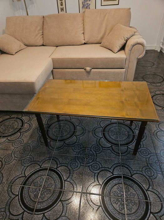 Masuta cafea din lemn furniruit