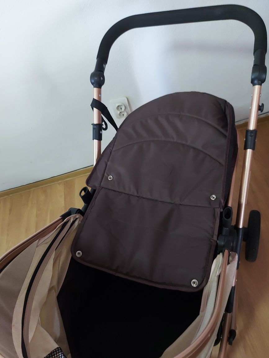 Carucior bebe  3 în 1,  foarte ușor
