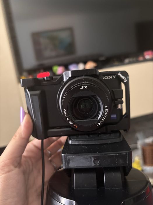 Sony ZV-1. Cameră compactă pentru vlogging / content creation