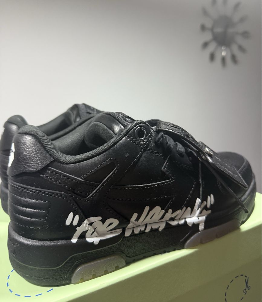 OFF-White Out Of Office Black