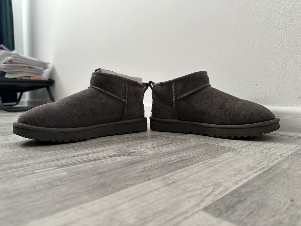 Ugg classic ultra mini gri 38