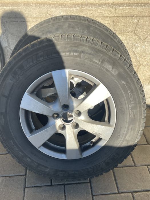 Anvelope Iarna Michelin C uri 215/75/16 C