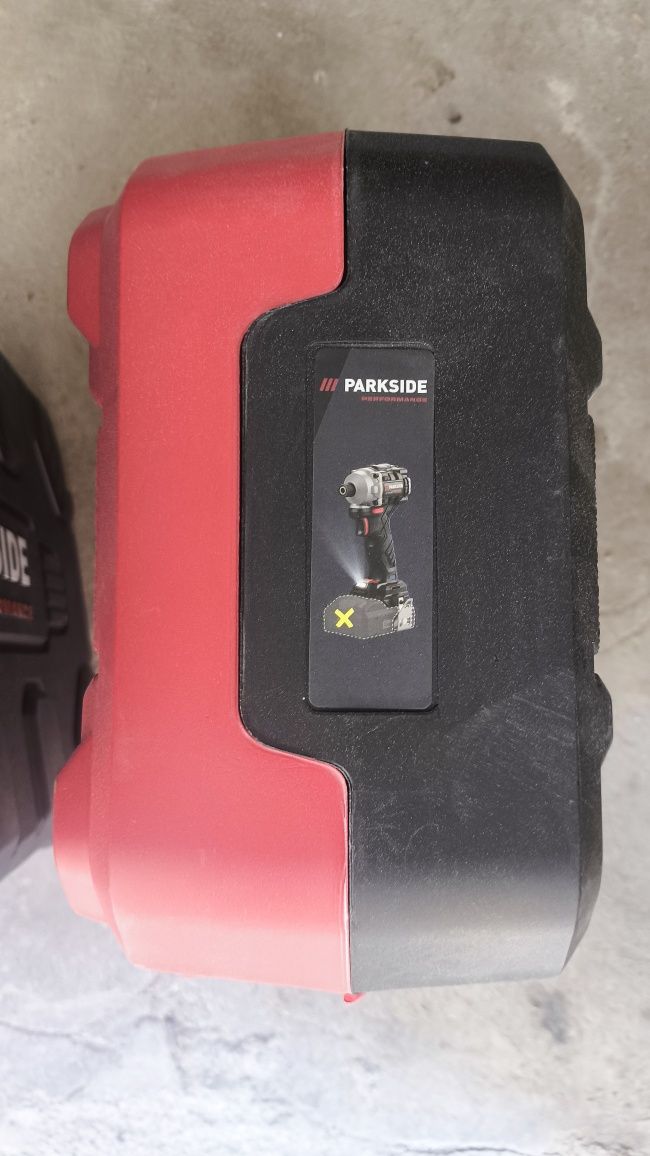Куфари за инструменти Parksude