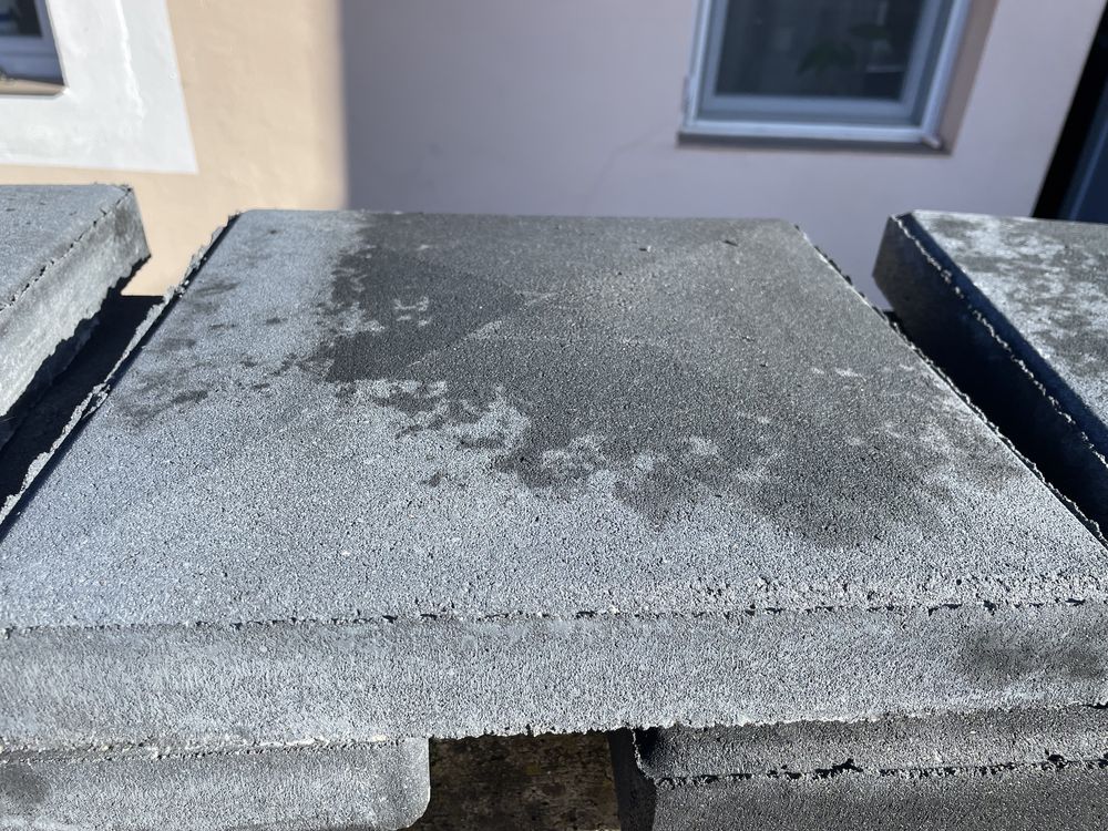 Vând 7 bucăți capac stâlp 30x30x4,2
