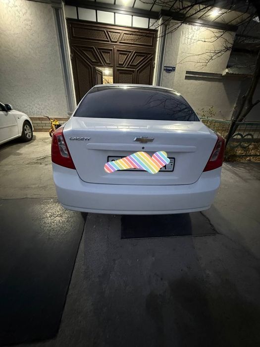 Mashina Lacetti Jentra Oq