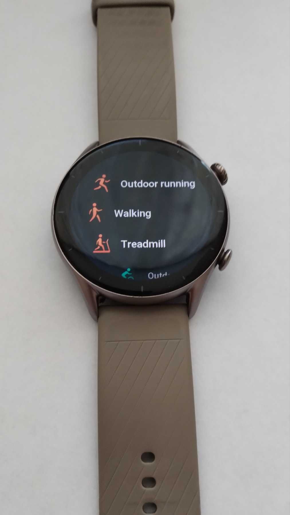 Смарт часовник Amazfit - GTR 3