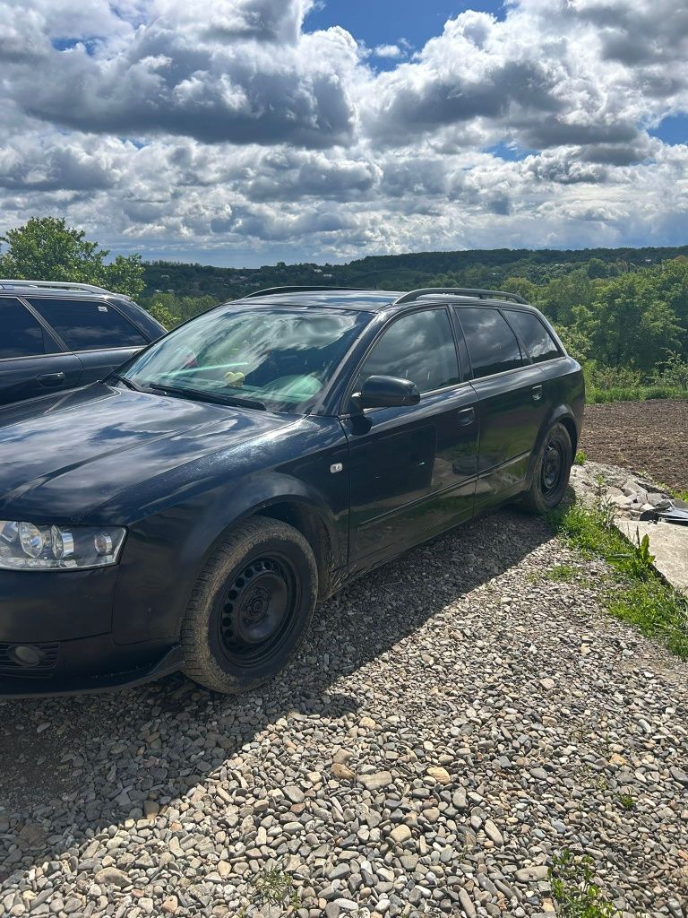 Vând Audi A4 b6 1.9