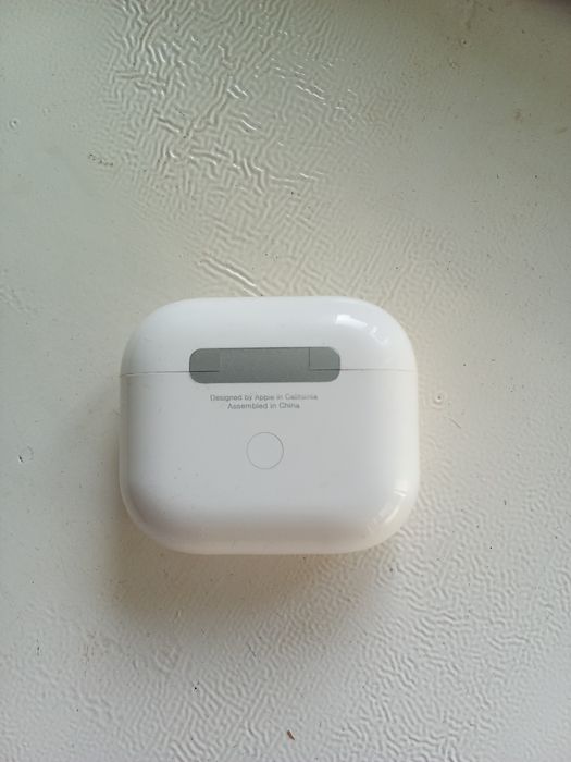 Продам Наушники AirPods