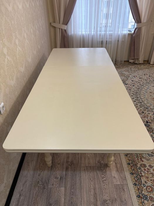 Стол гостевой в длину 2.5 метра