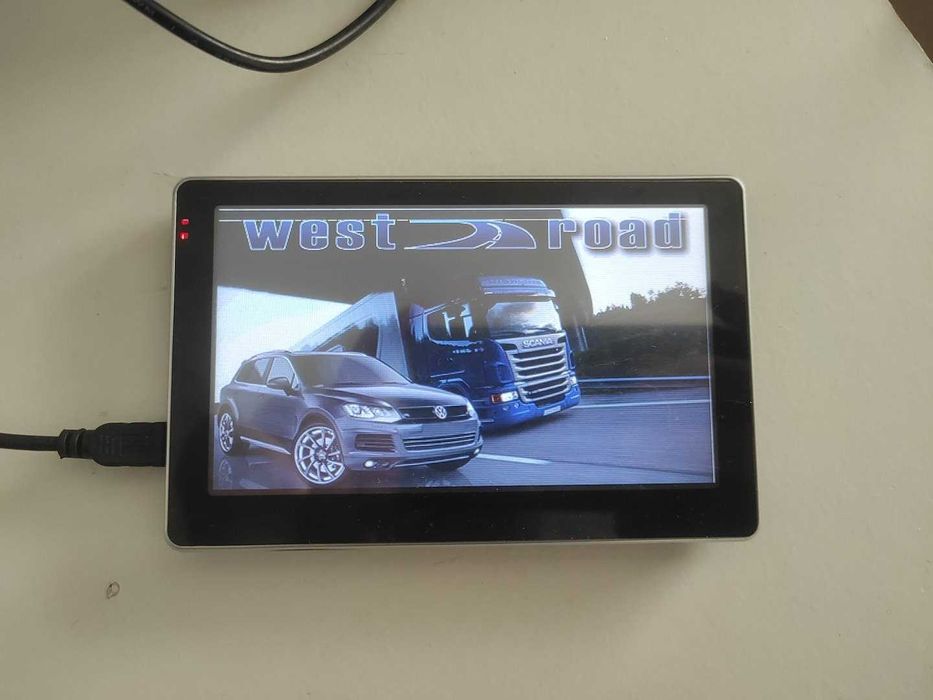 Навигационна система WEST ROAD WR-5084s,800 mhz и Сенник