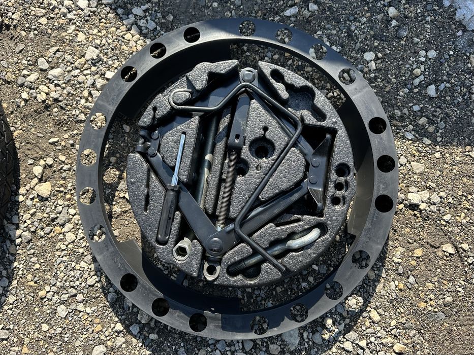 Авариен комплект 5х110,патерица 16 цола- Фиат,Алфа,Опел