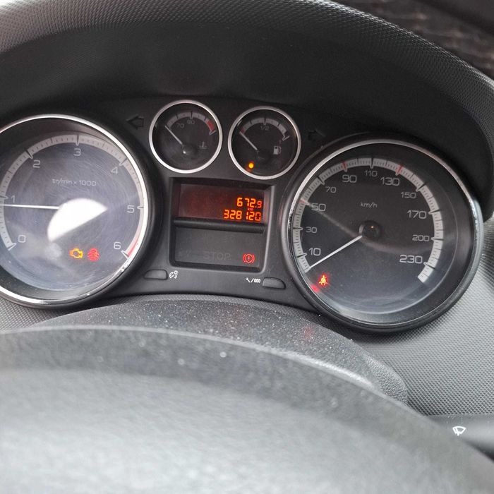 Vand PEUGEOT 308 , an fabricatie 2007 , motor 1.6 diesel