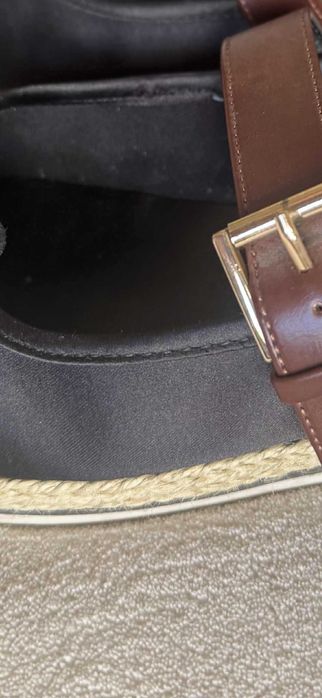 Сатенени балеринки с кожена каишка Next златни с панделка Gioseppo 39