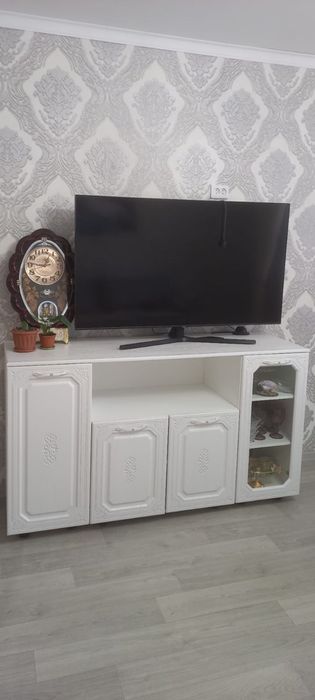 Продам срочно тумбу