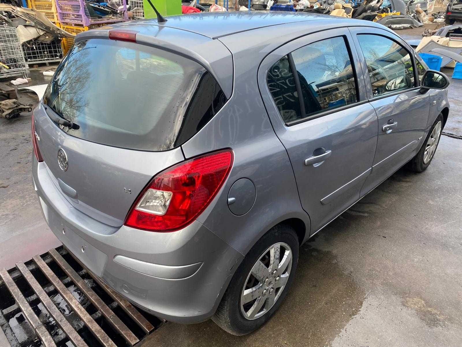 Dezmembrez OPEL CORSA D 1.2 80CP Z12XEP piese opel corsa