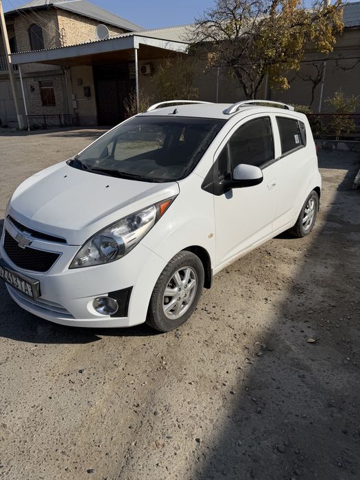 Old krelosiga pitno bor moshina bir qoʻl gneralni beramiz