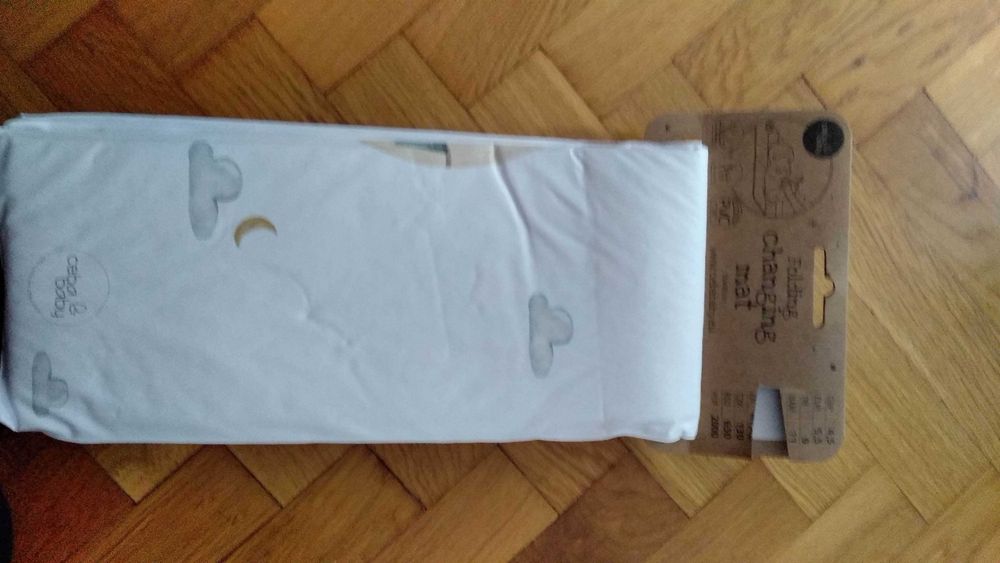 Vand patura schimbat bebe