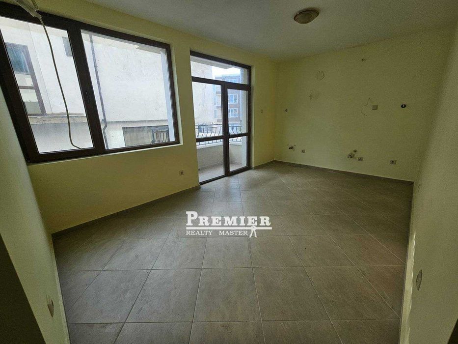 Продава се Двустаен апартамент в Несебър - 56 кв.м за 1353 €/кв.м - Снимка #5