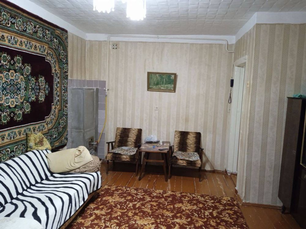 Продаётся 2 комнатная на детской больнице 27 000$