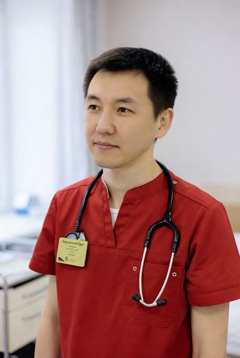 Помощь при простуде и гриппе  опытный врач на дом Алматы срочный вызов