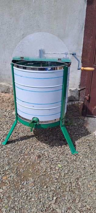 Storcător pentru miere