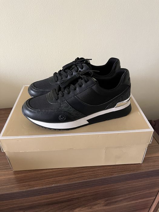 Женская обувь Michael Kors