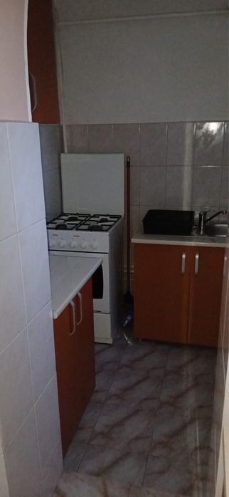 Inchiriez garsoniera