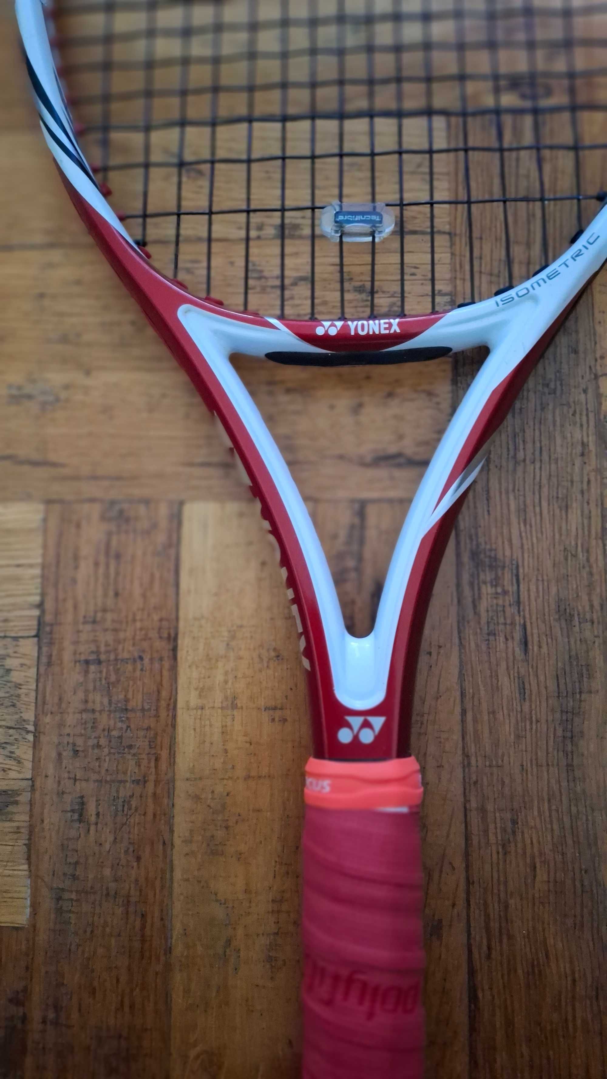 Тенис ракета Yonex VCORE 100s + кордаж