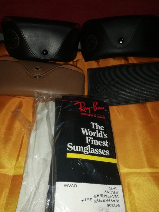 Vand ochelari de soare, model Ray Ban, originali.