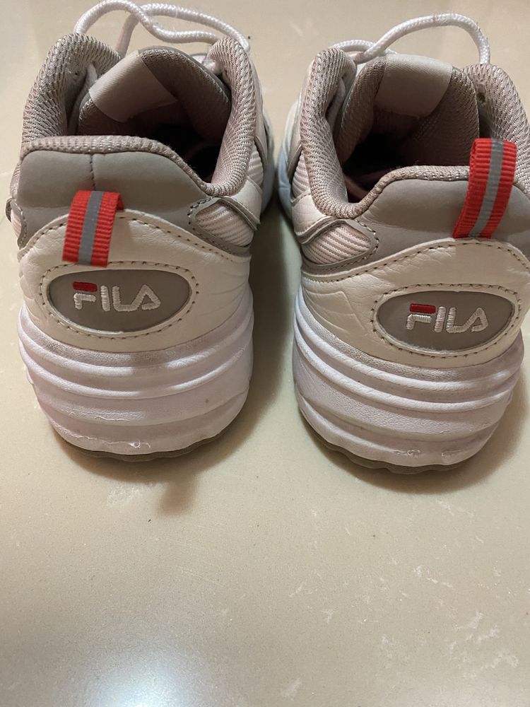 Дамски маратонки  FILA