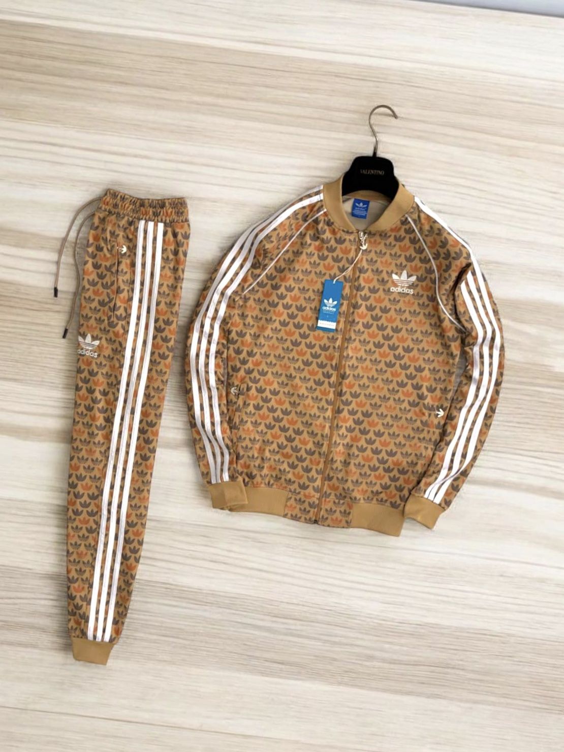 Trening Barbati Sigla Cusuta Adidas