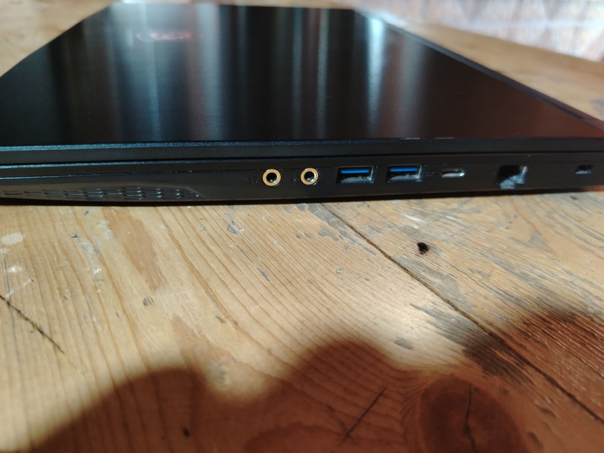 Noutbook MSI GF63