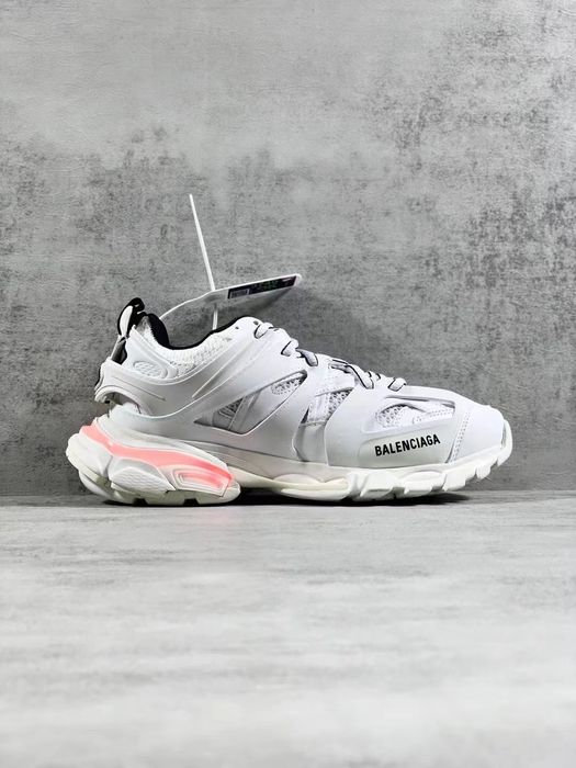 Balenciaga Track Triple S Runner LED светещи 41 42 43 до 45