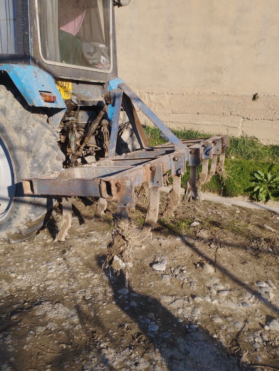 Chizil  sotiladi