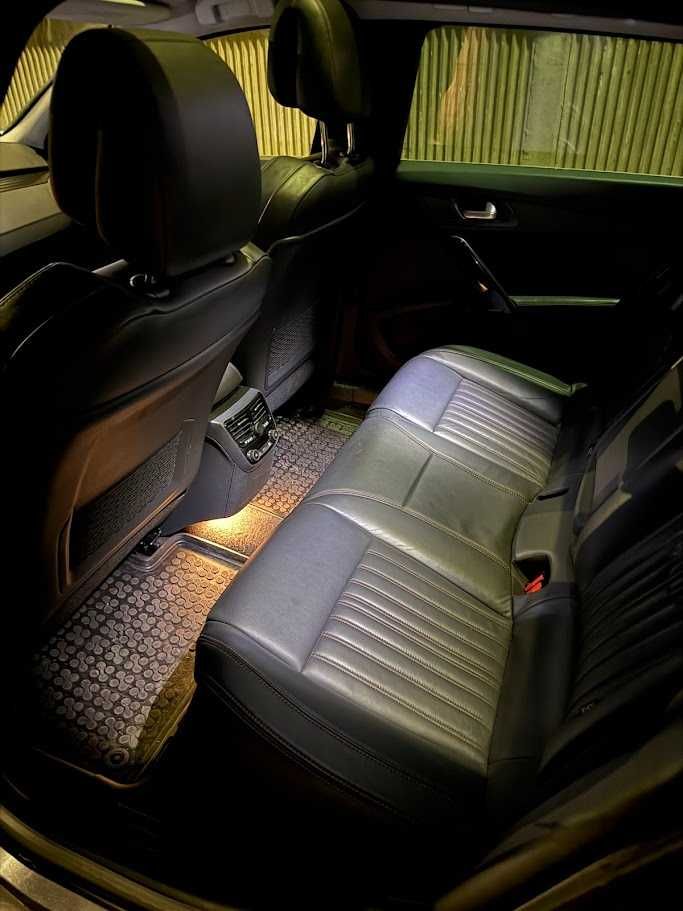 Peugeot 508 RXH 2.0 HDi HYbrid4 200HP