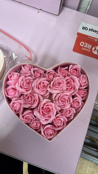Подарочная коробочка с розами